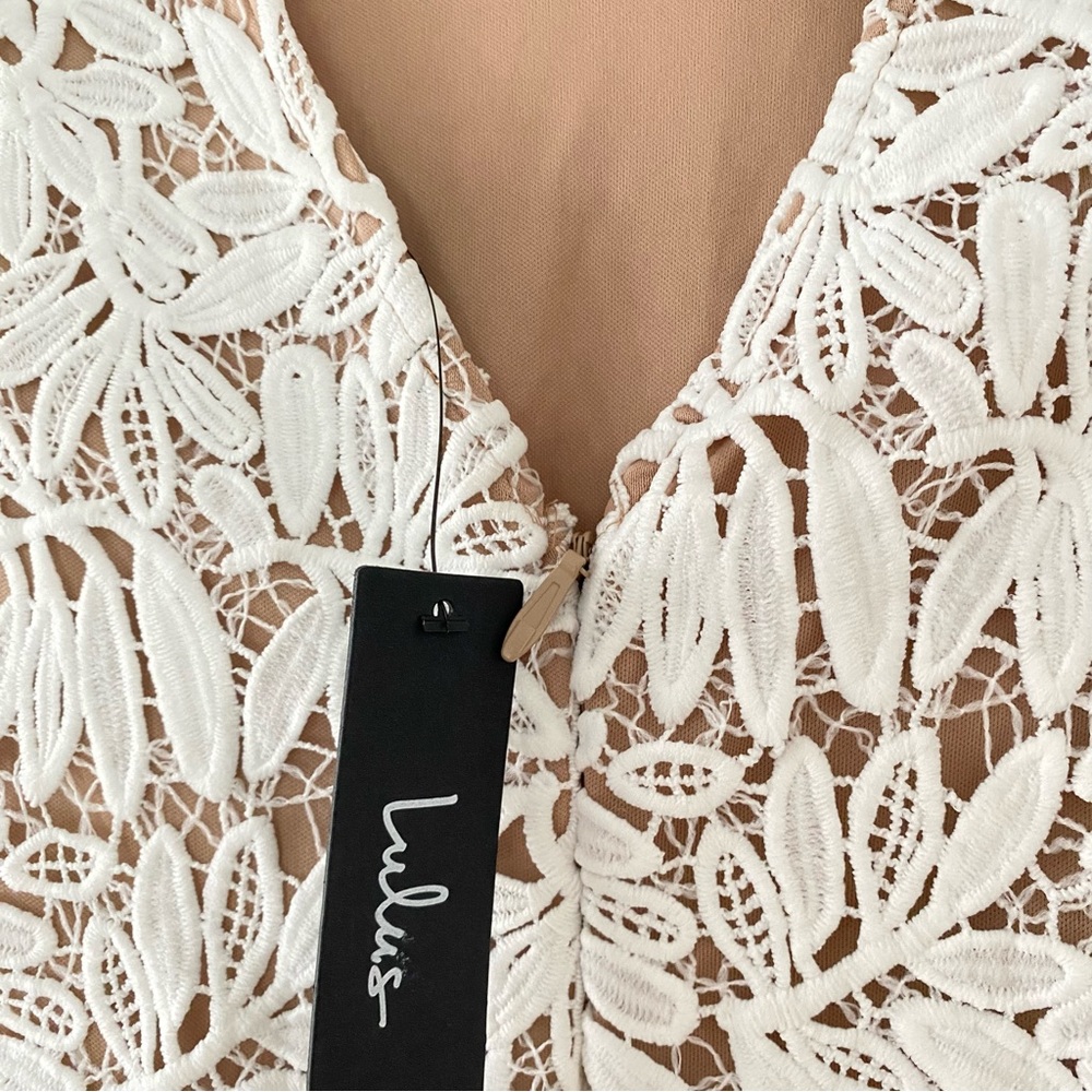 Lulus women’s white lace midi dress size S - Picture 7 of 12